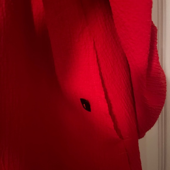 Red Boxy Notched Collar Button Down Shirt - Picture 2 of 6